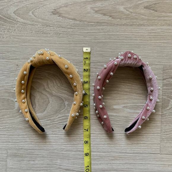 Velvet faux pearl head bands - Picture 4 of 4